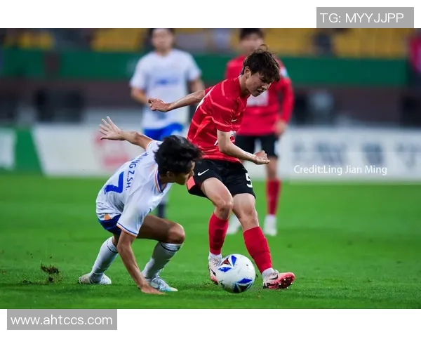 深圳足球队在全国锦标赛中的实力展现与未来发展潜力分析 深圳足球队在全国锦标赛中的实力展现与未来发展潜力分析