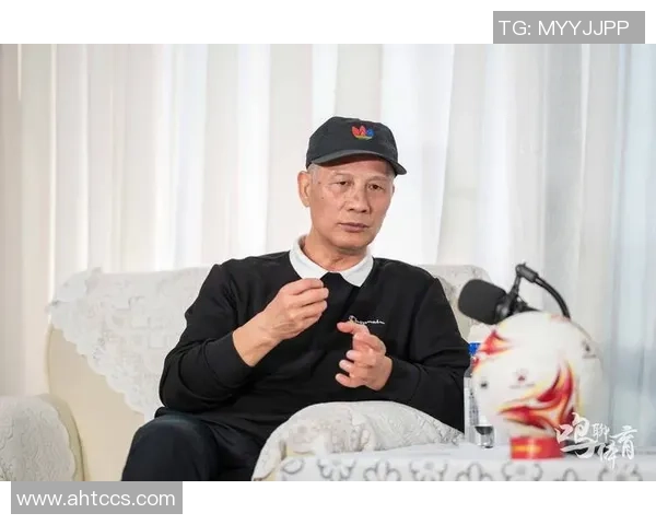 陈磊独家分享足球心得与技巧探讨助你提升球技与战术理解 陈磊独家分享足球心得与技巧探讨助你提升球技与战术理解